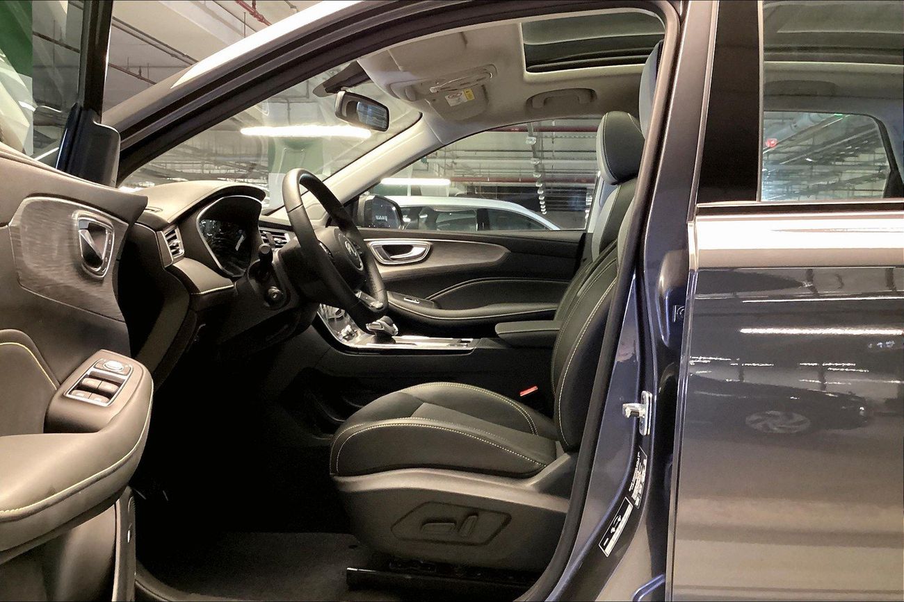 أم جي RX5 Luxury Plus | Start 2026 with the ideal drive | شامل الضمان | 0 ﺪﻔﻋﺓ ﺃﻮﻟﻯ