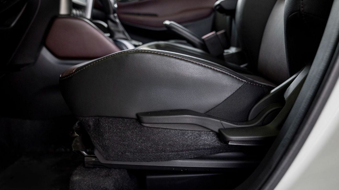 تويوتا أوربان كروزر GLX Toyota urban cruiser full option 2026