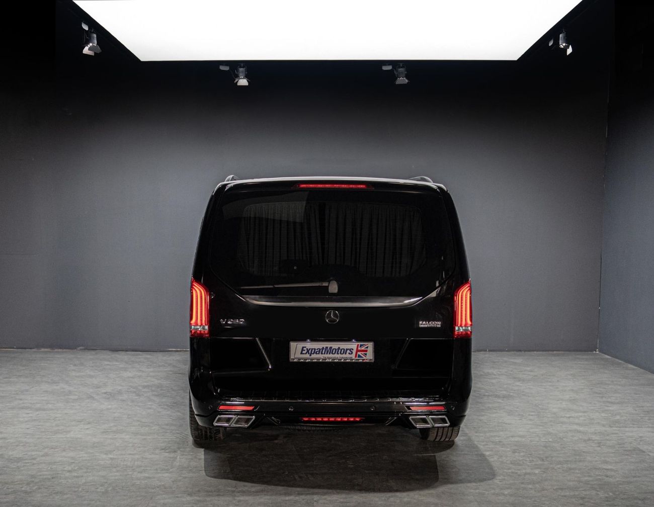 Mercedes-Benz V 250 4,295x60 • 20% DP • 2023 Mercedes V-Class V250 Falcon Edition 2.0 211 BHP • Mercedes Service Contrac