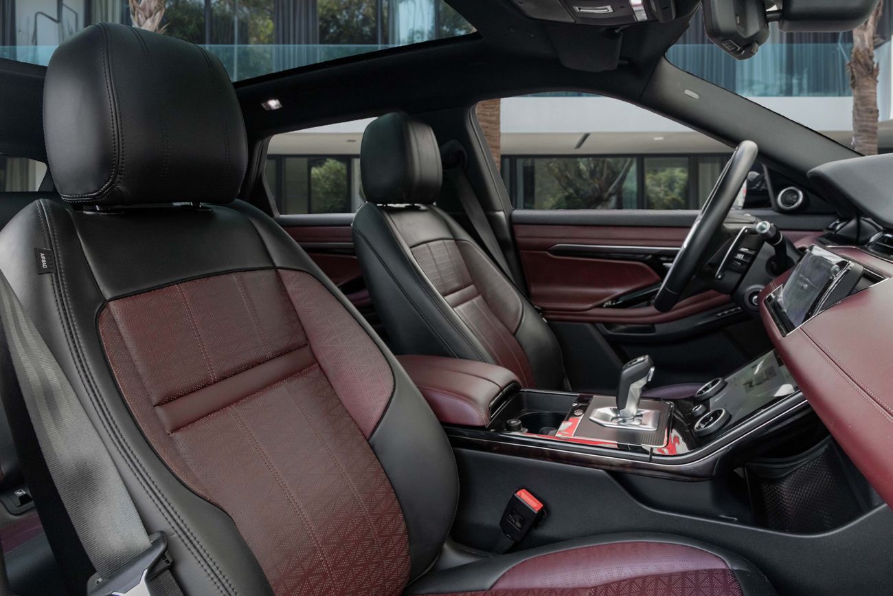 لاند روفر رانج روفر إيفوك Range Rover Evoque HSE R-Dynamic | 2,546 P.M | 0% Downpayment | EVOQUE HSE P250 R-DYNAMIC | WARRANTY