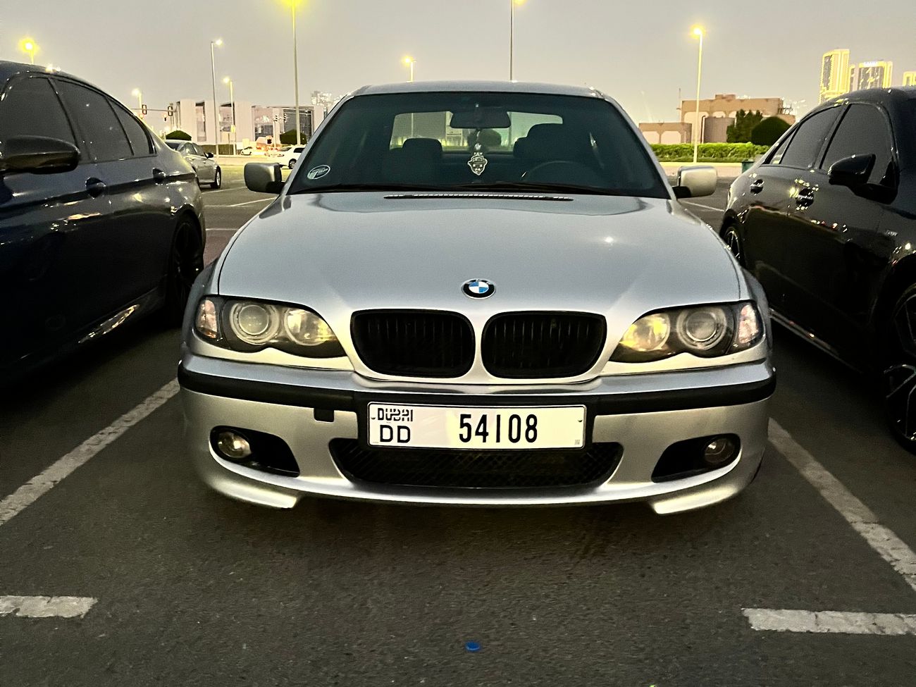 BMW 330i