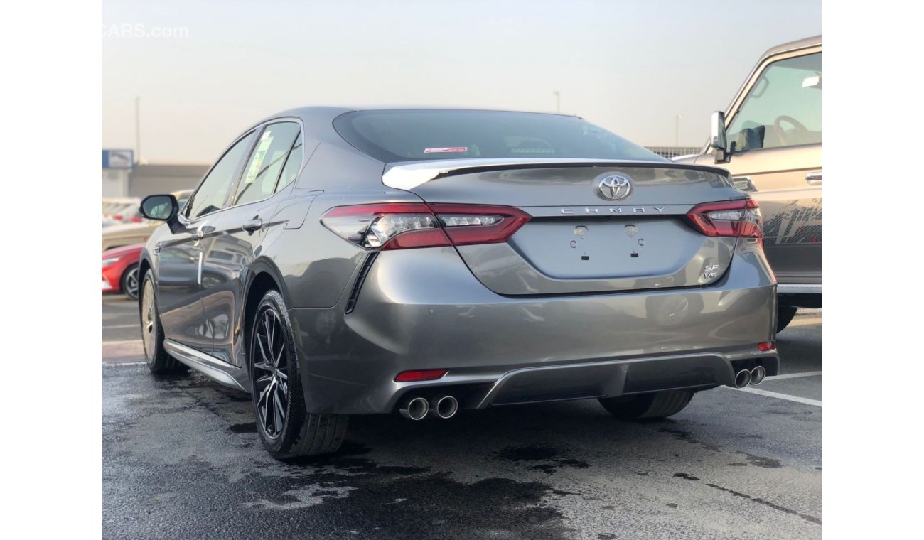 Toyota Camry SE+