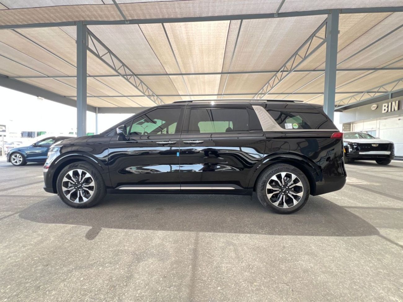 Kia Carnival SXL 3.5L