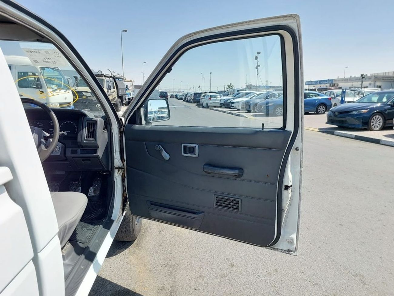 Nissan Pickup NISSAN DATSUN PICKUP RHD 1993 MODEL 1.6 L PETROL MANUAL(PM27395)