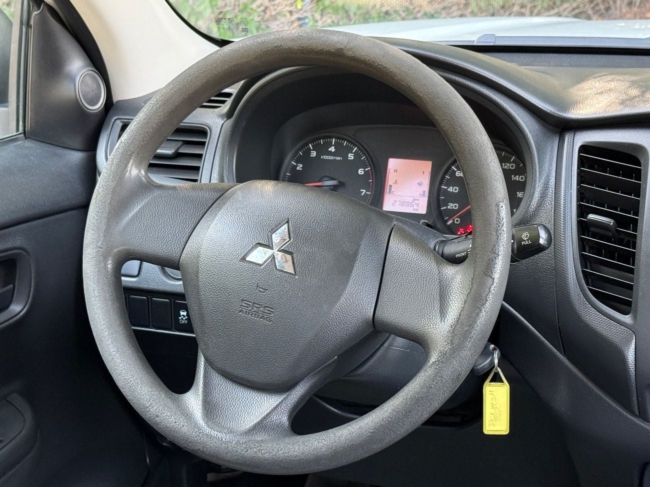 Mitsubishi L200 GL 2.4L (132 HP)