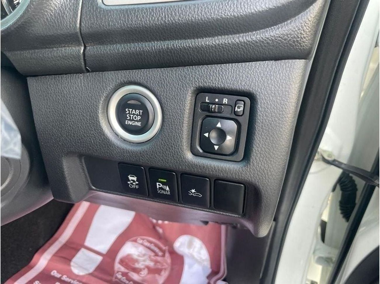 ميتسوبيشي باجيرو Diesel 2.4 Liter Right Hand Drive Automatic 4WD T.V Back Camera