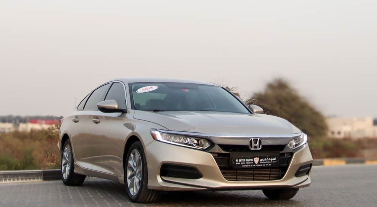 Honda Accord EX 1.5L Honda Accord 1.5L 2018 GCC accident-free in excellent condition  1046 pm