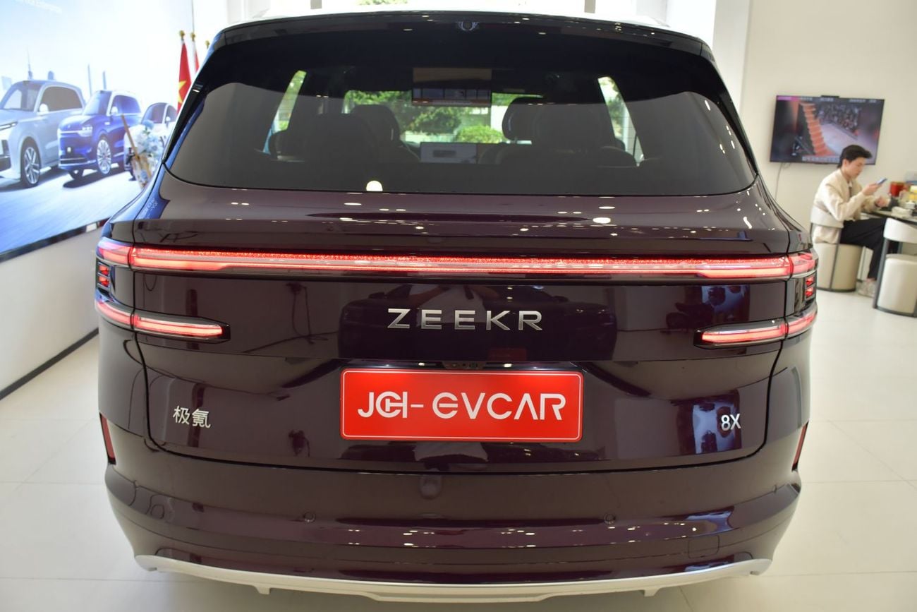 زيكر 8X 70Kwh Ultra  Factory Direct Export