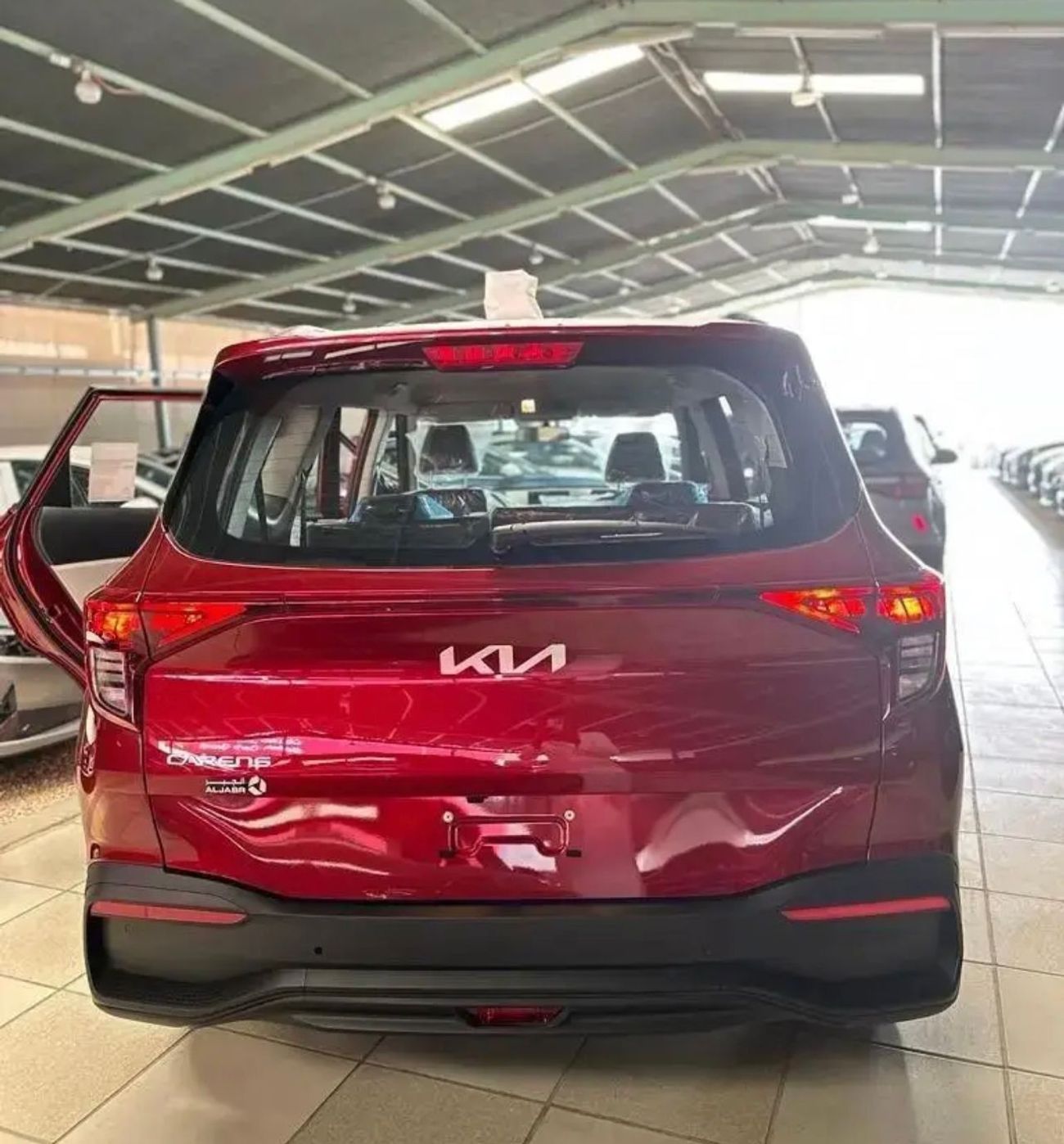 كيا كارينس NEW 2023 KIA CARENS 1.5L PETROL CVT AUTOMATIV ZERO KM