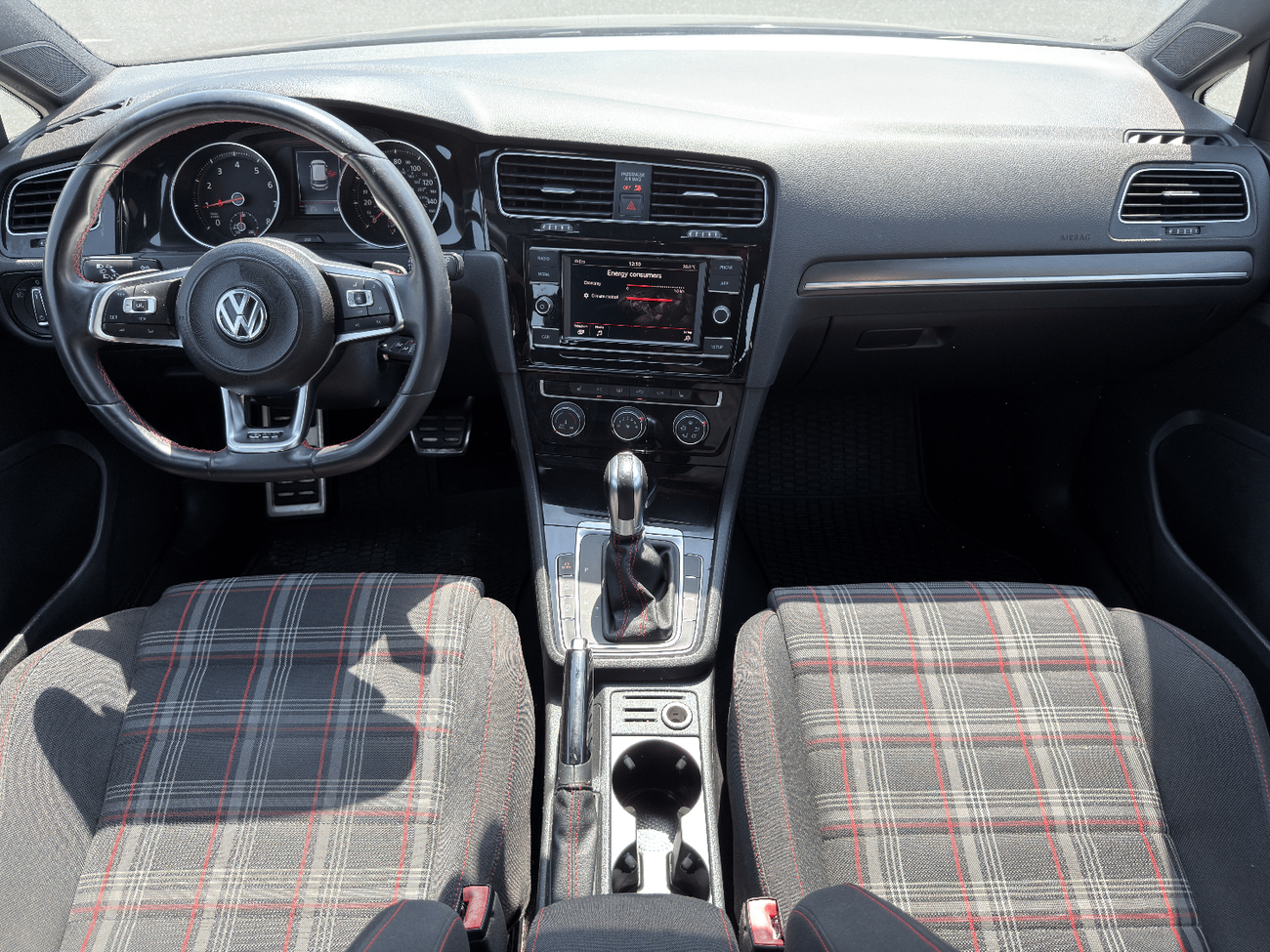 Volkswagen Golf GTI Sport 2.0T