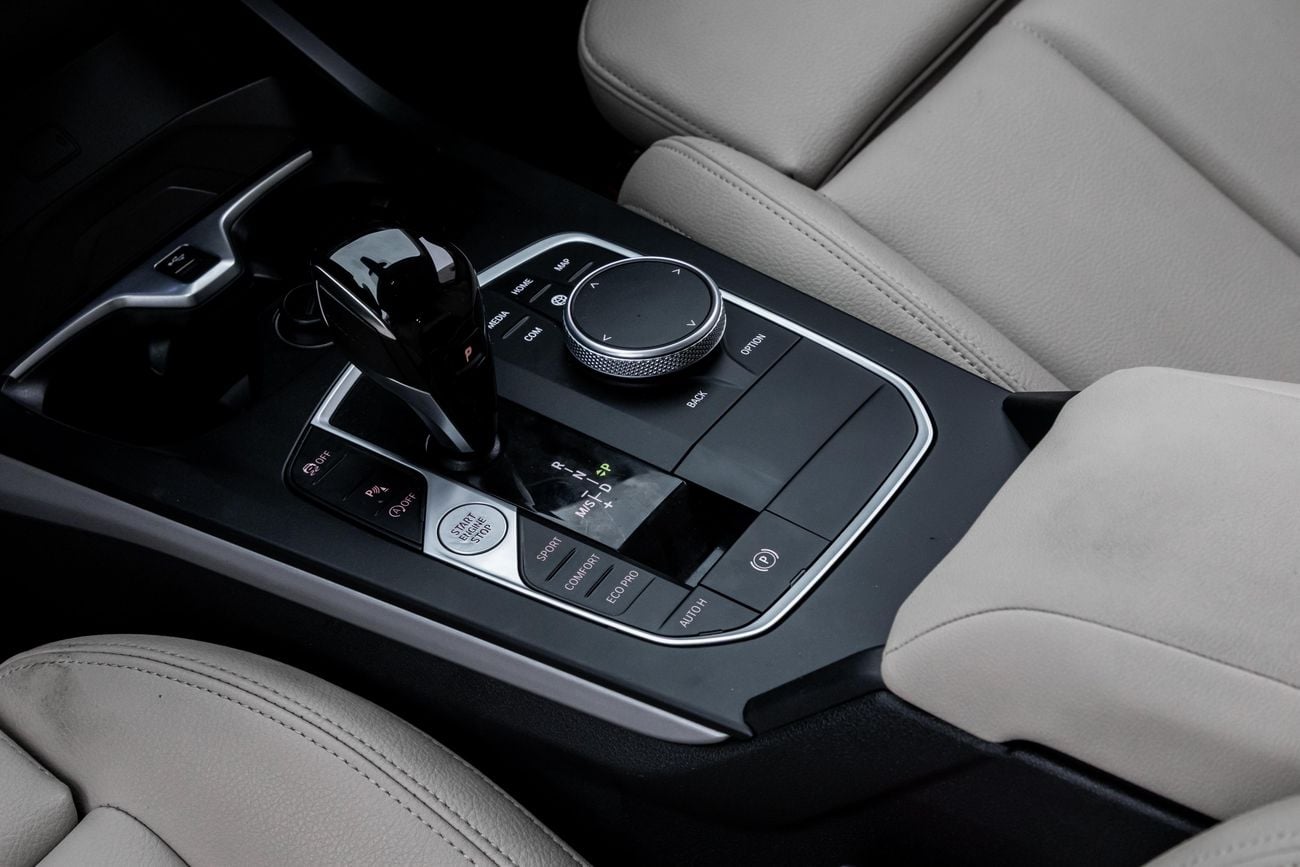 بي أم دبليو 218 218i Gran Coupe | 1,763 P.M | 0% Downpayment | BMW Warranty | Full BMW History! | Ramadan Offer!