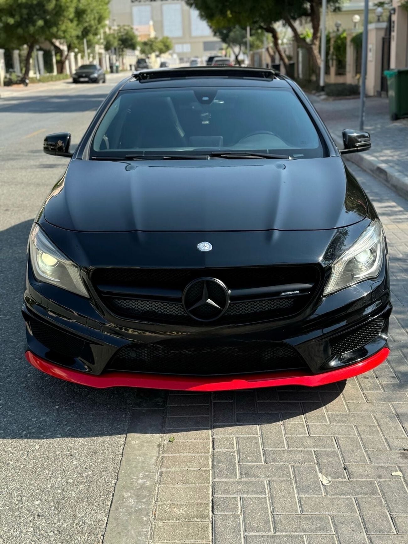 مرسيدس بنز CLA 45 AMG Std 2.0L