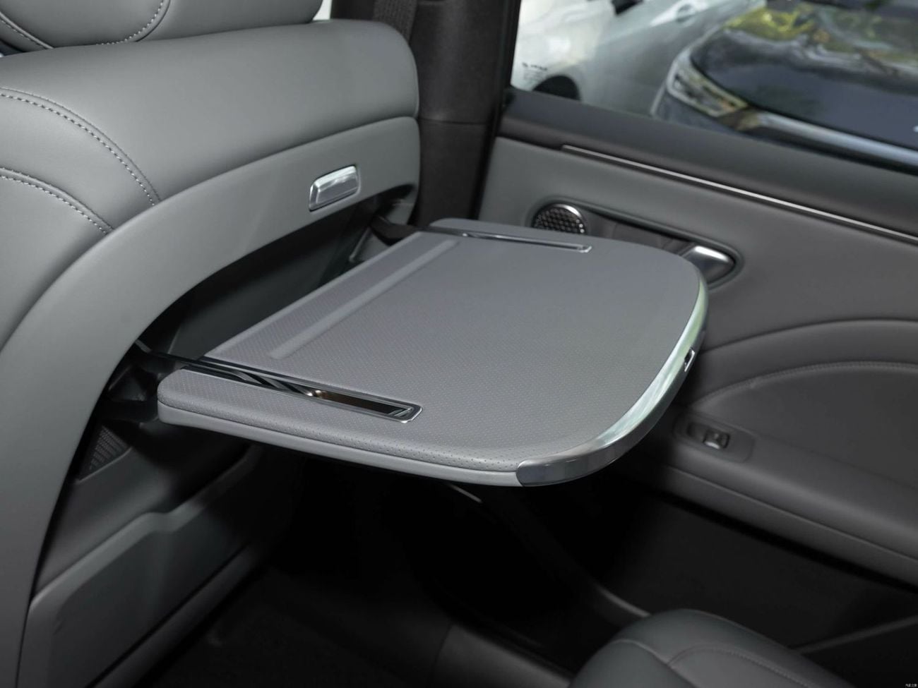 جي إيه سي أيون i60 GAC Aion i60 1.5L PLUG IN HYBRID  230 KM MODEL 2025