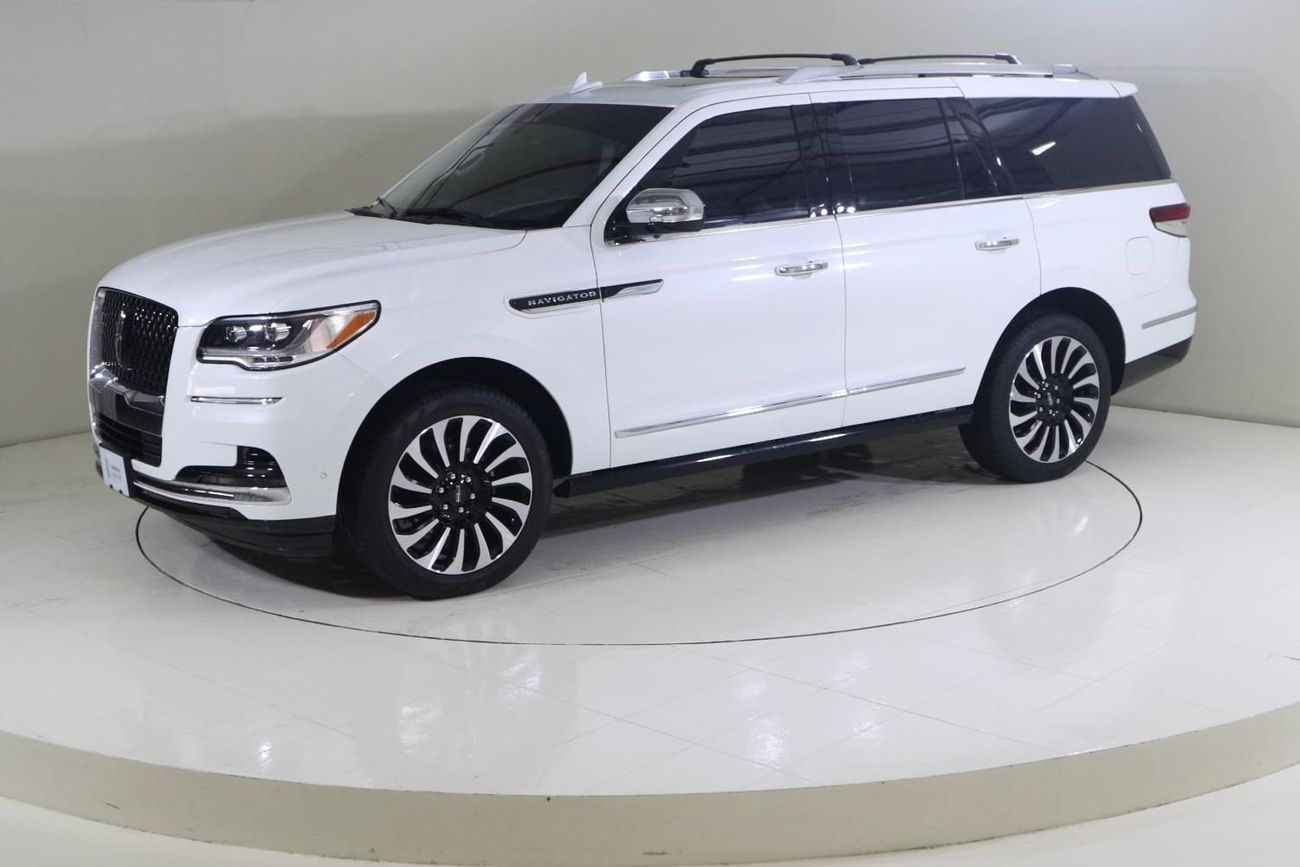 Lincoln Navigator Presidential 3.5L N1924 NAVIGATOR PRESIDENTIAL / FREE INSURANCE & REGISTRATION / AL QOUZ SHOWROOM