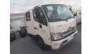 Hino 300 Hino 300 714 2.4 L , diesel , double cabin