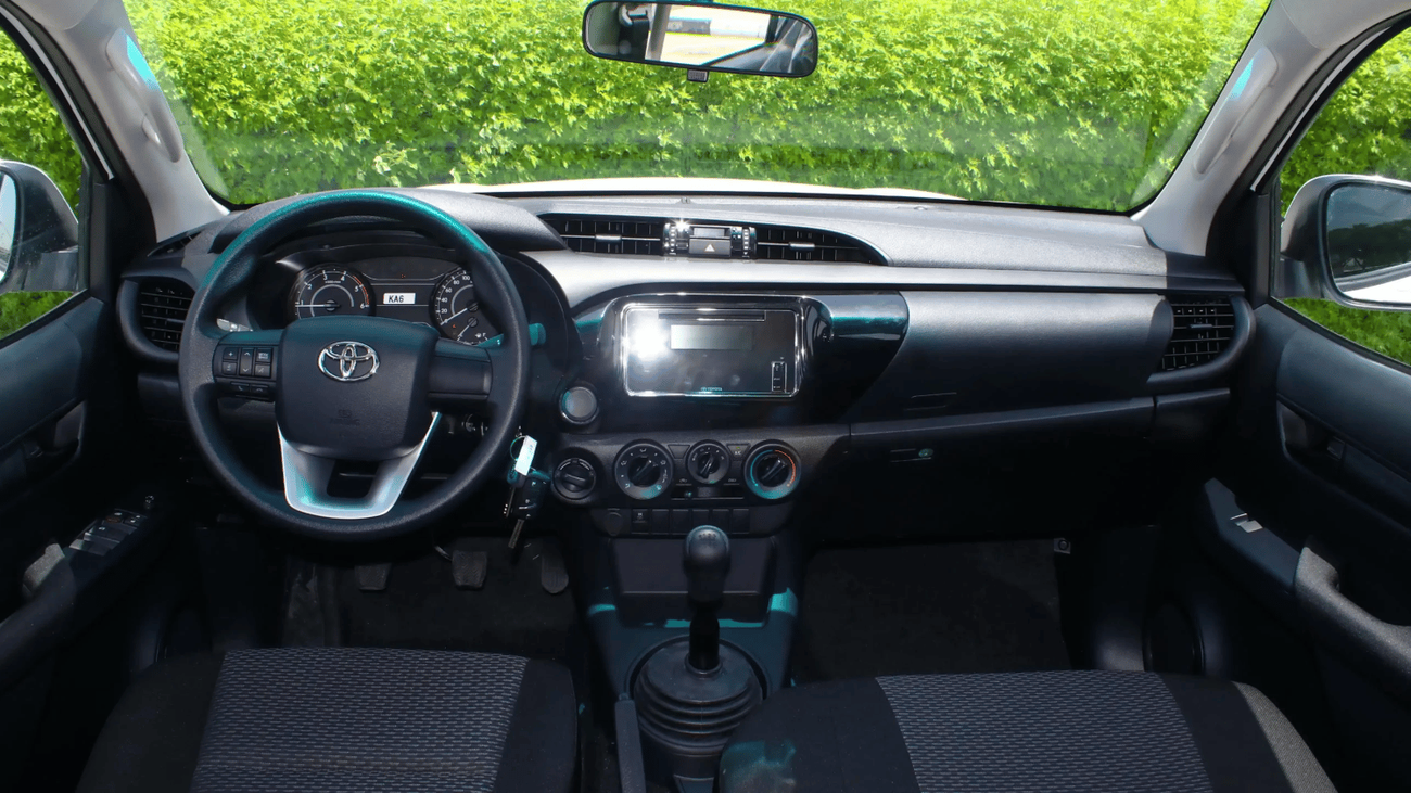 Toyota Hilux 2.4l DSL Narrow Body 2023YM