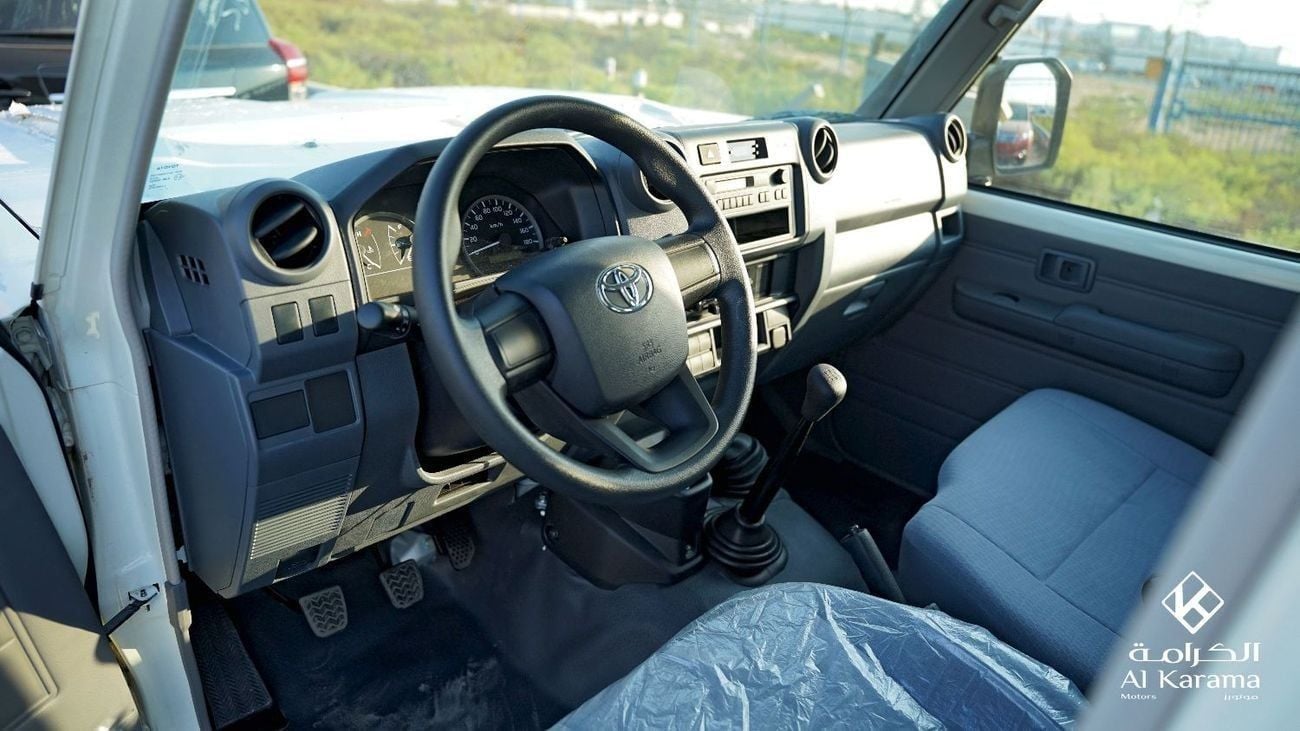 Toyota Land Cruiser Pick Up 4.2L Diesel | 4x4 Manual  Diff Lock | 6 Seats | Fog Lights | Snorkel | LC79