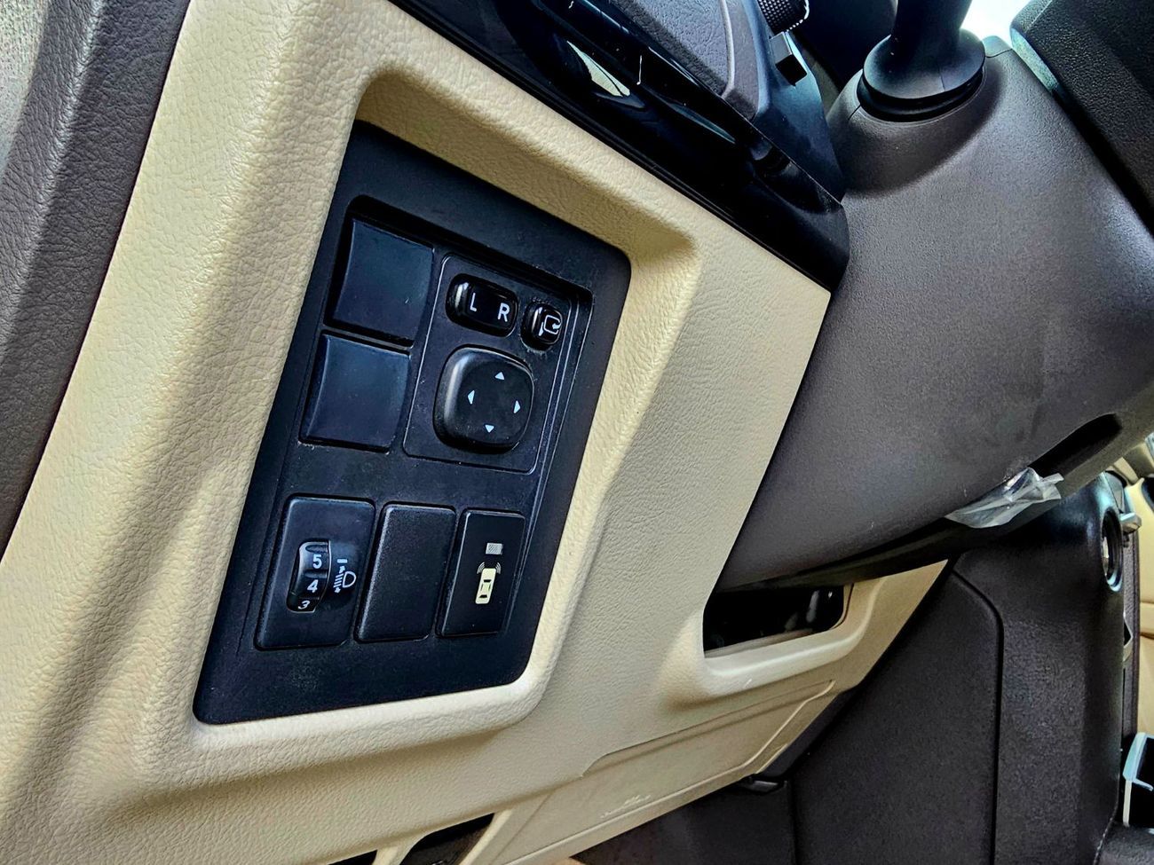 Toyota Prado GXR V6/ SUNROOF/ ORIGINAL PAINT/ SERVICE HISTORY/ SINGLE OWNER/ LOW MILEAGE