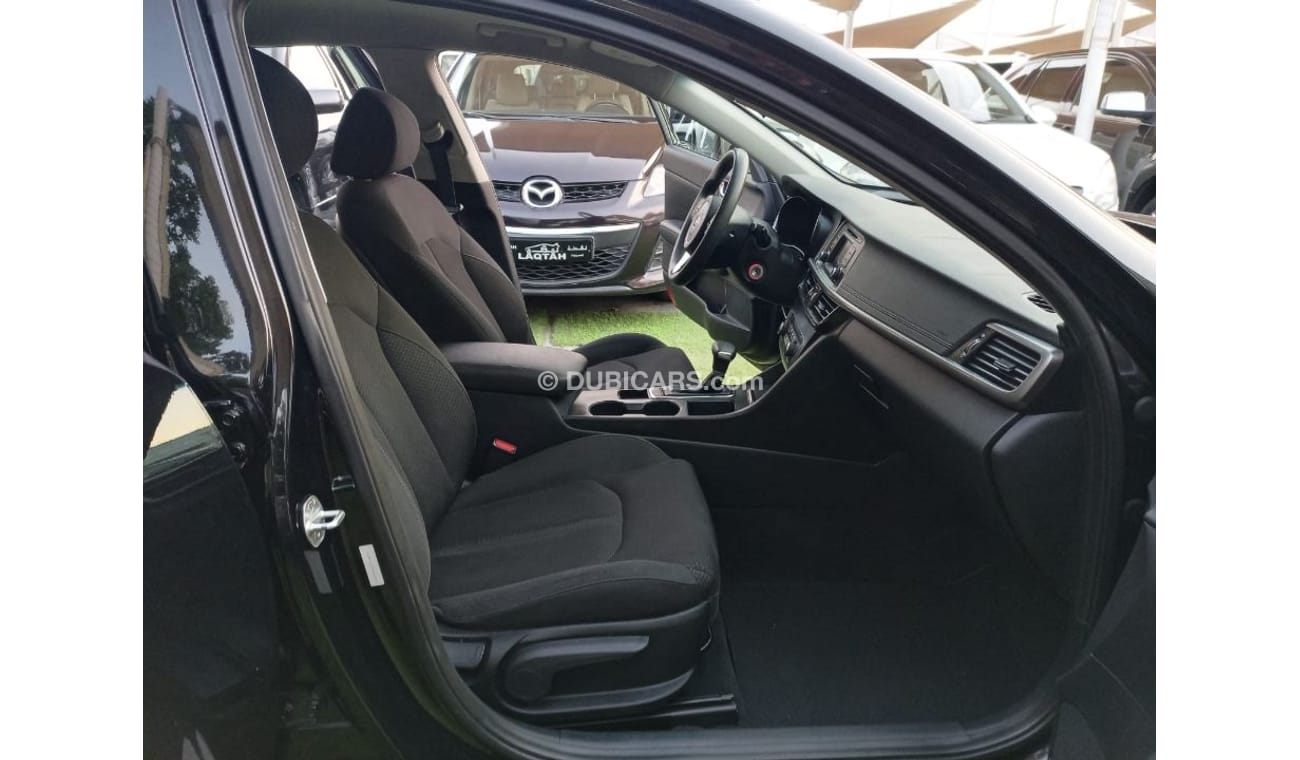 كيا أوبتيما وارد2016 رقم 2 رنجات  حساسات رنجات ومثبت سرعه وكاميرا خلفيه لاتحتاج الي مصاريف بحالة ممتازة