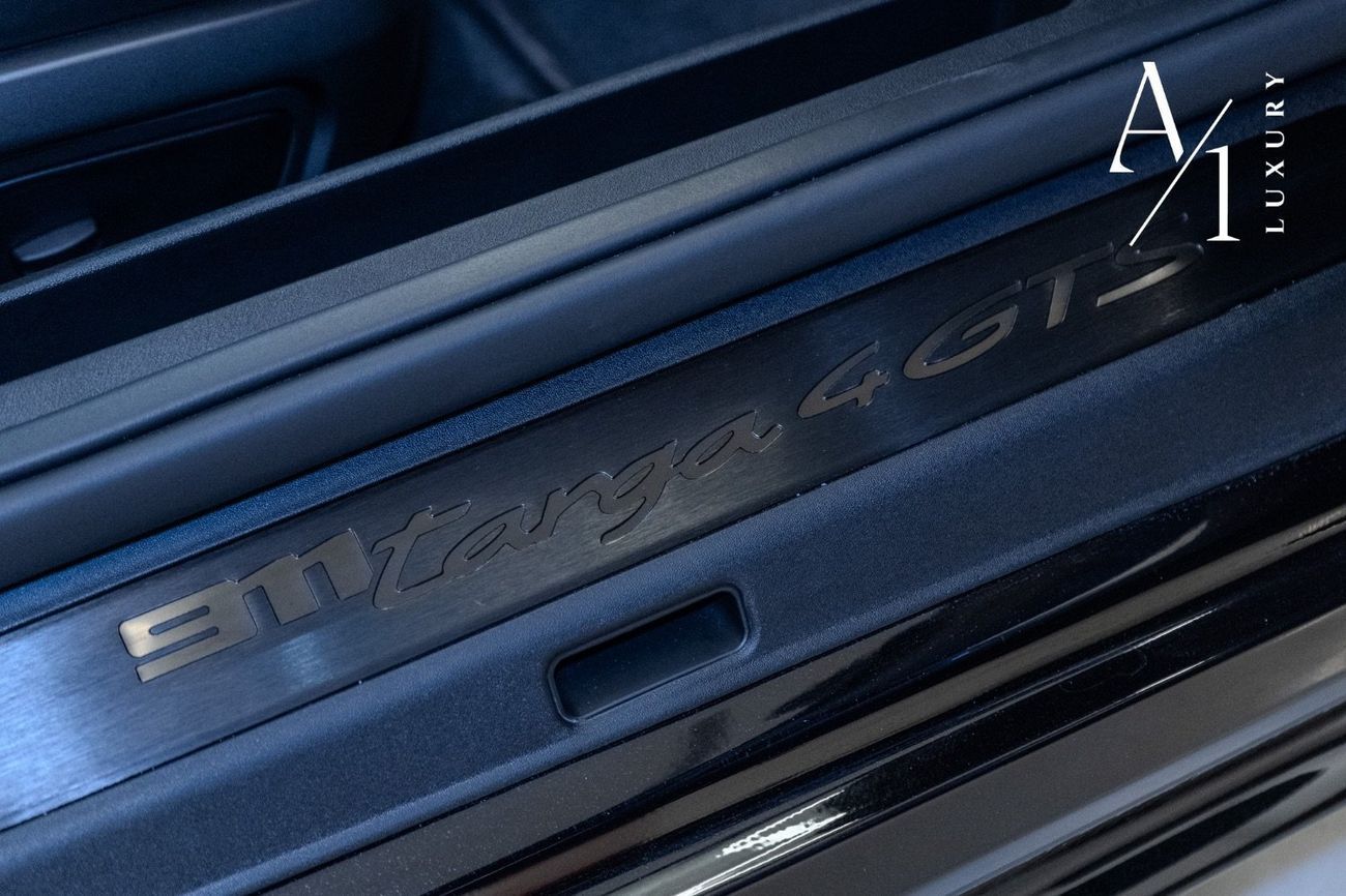 Porsche 911 Targa 4S 3.0L (444 HP) Convertible 2025 Porsche 911 Targa 4 GTS Convertible, Warranty in       Al Na