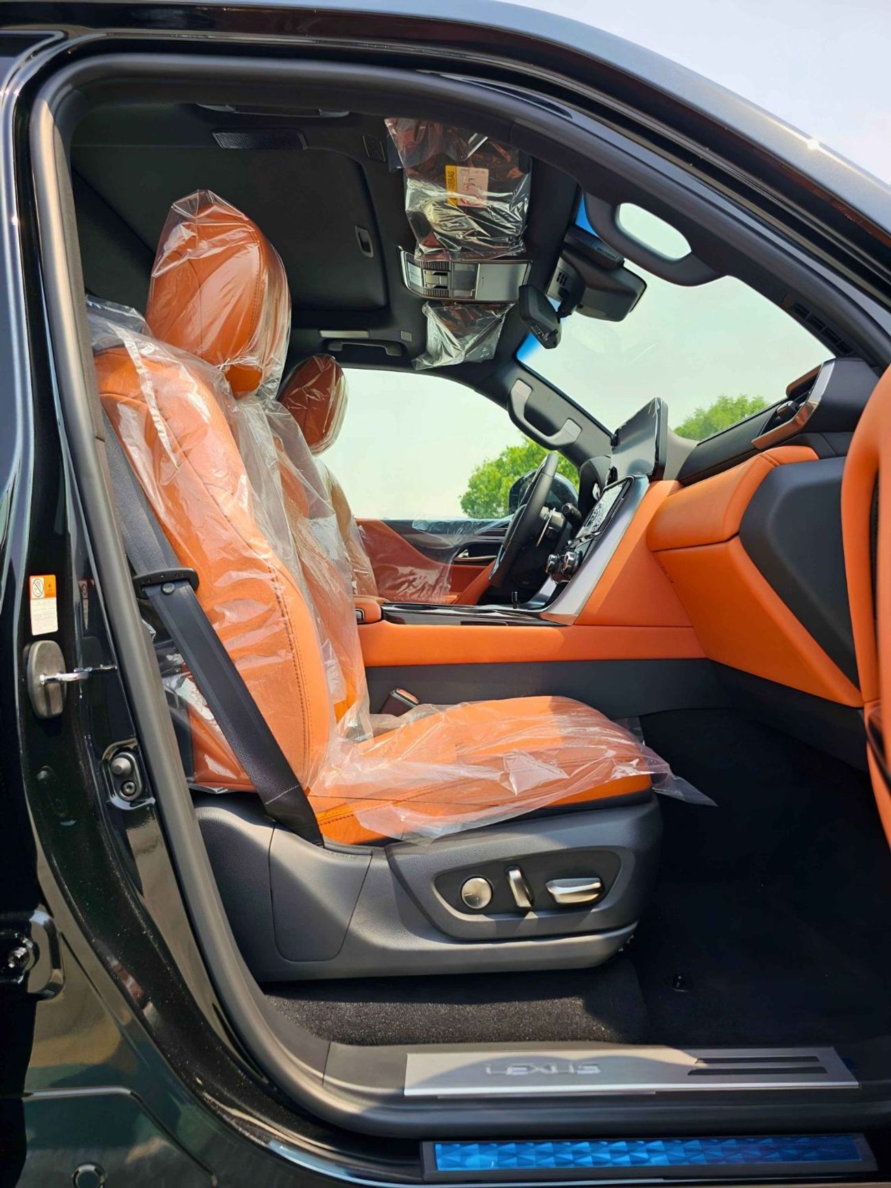 Lexus LX 700h HYBRID URBAN |3.5L PETROL | RADAR | HEADUP DISPLAY | 360* CAMERA | PWR WITH LEATHER SEATS | SUNROOF