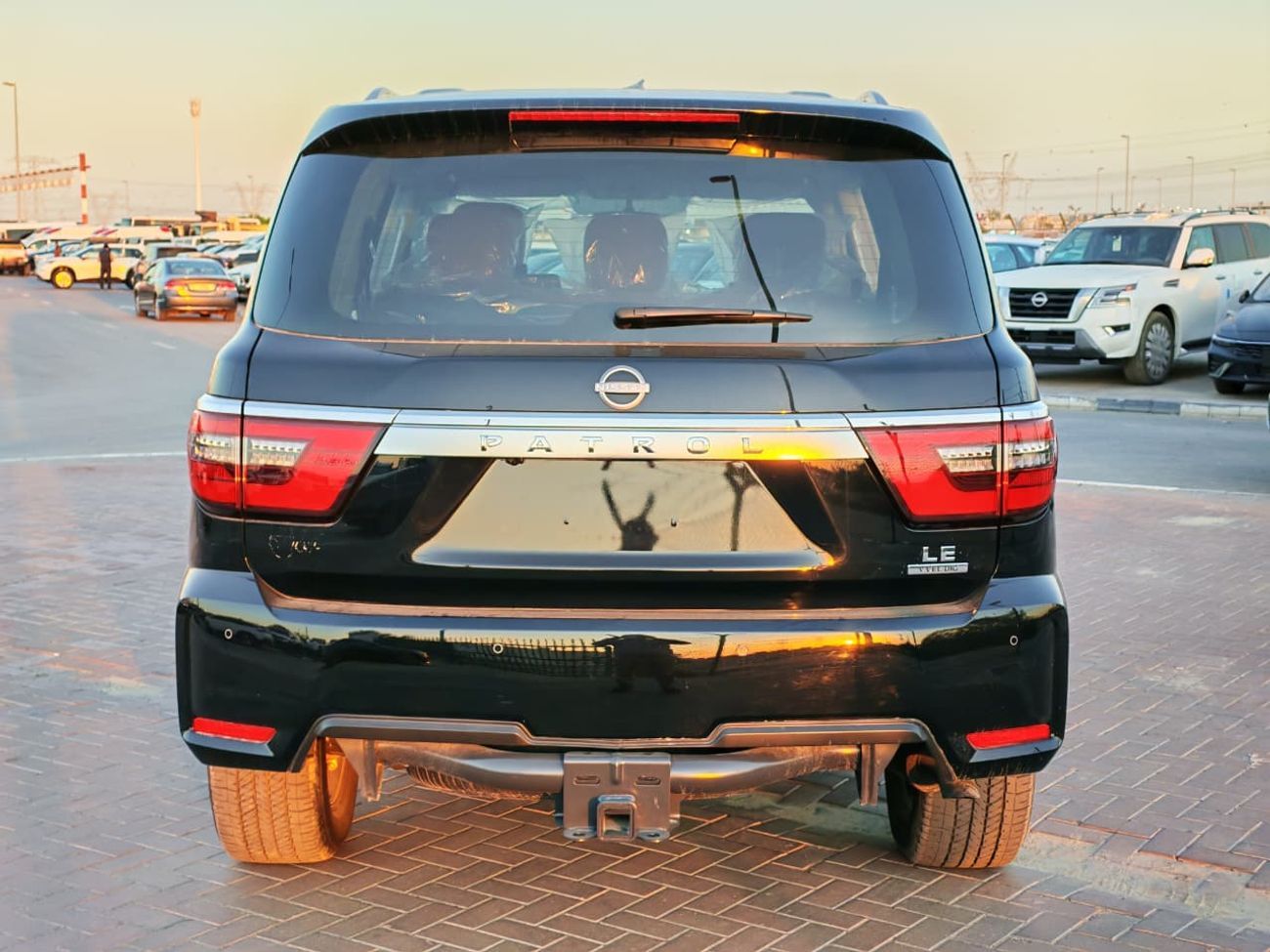 Nissan Patrol 2024 Nissan Patrol LE Platinum (Full-Option) 5.6L V8 Petrol A/T 4WD Export Only