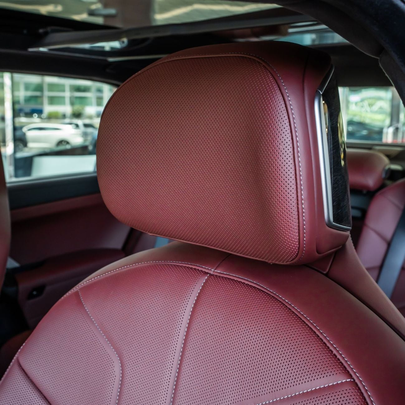 BMW 740i 2026  BMW 740i M SPORT GCC DONE ONLY 1000KM WITH WARRANTY + SERVICE TILL 2031