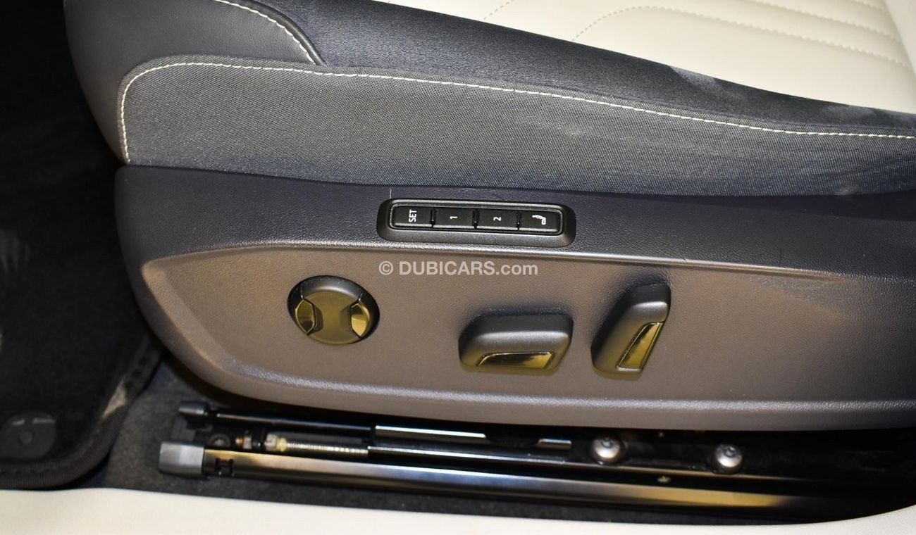 فولكس واجن ID.4 كروز PRO