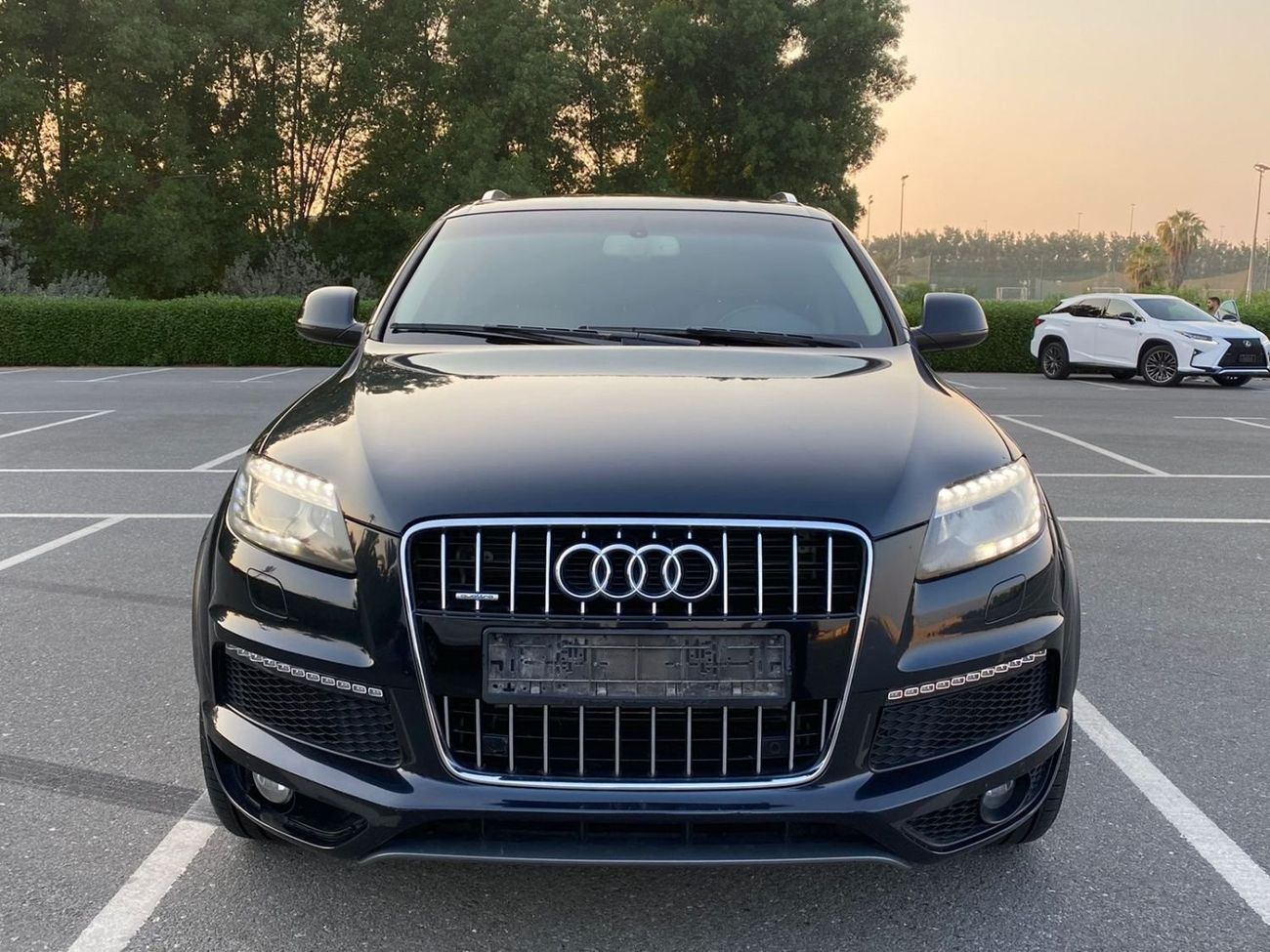 Audi Q7 TFSI quattro S-Line Audi Q7 S-LINE 2012 GCC Orginal Paint - Perfect Condition - Accident Free
