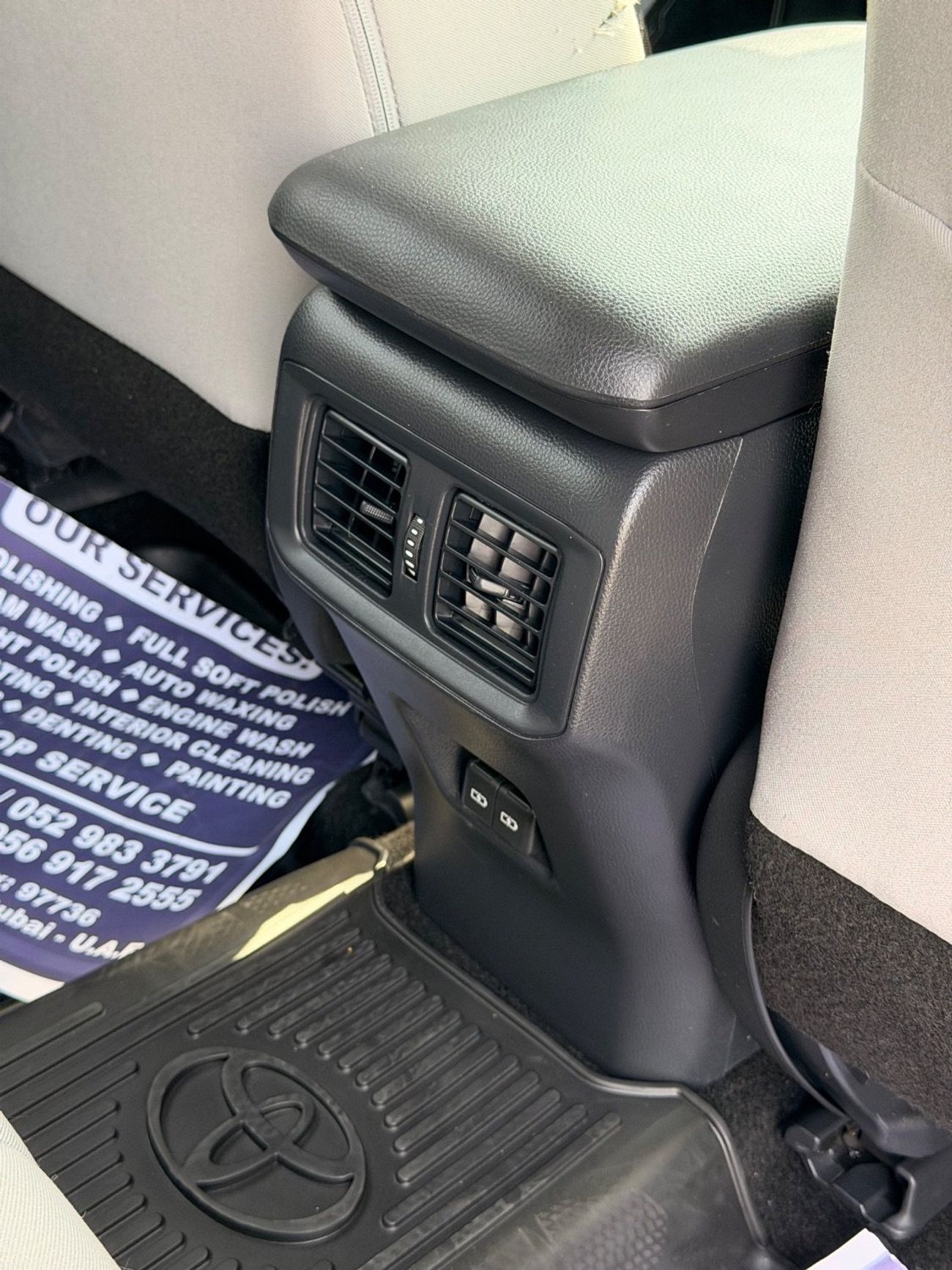 تويوتا راف ٤ XLE 2.5 L push start 2025 full option