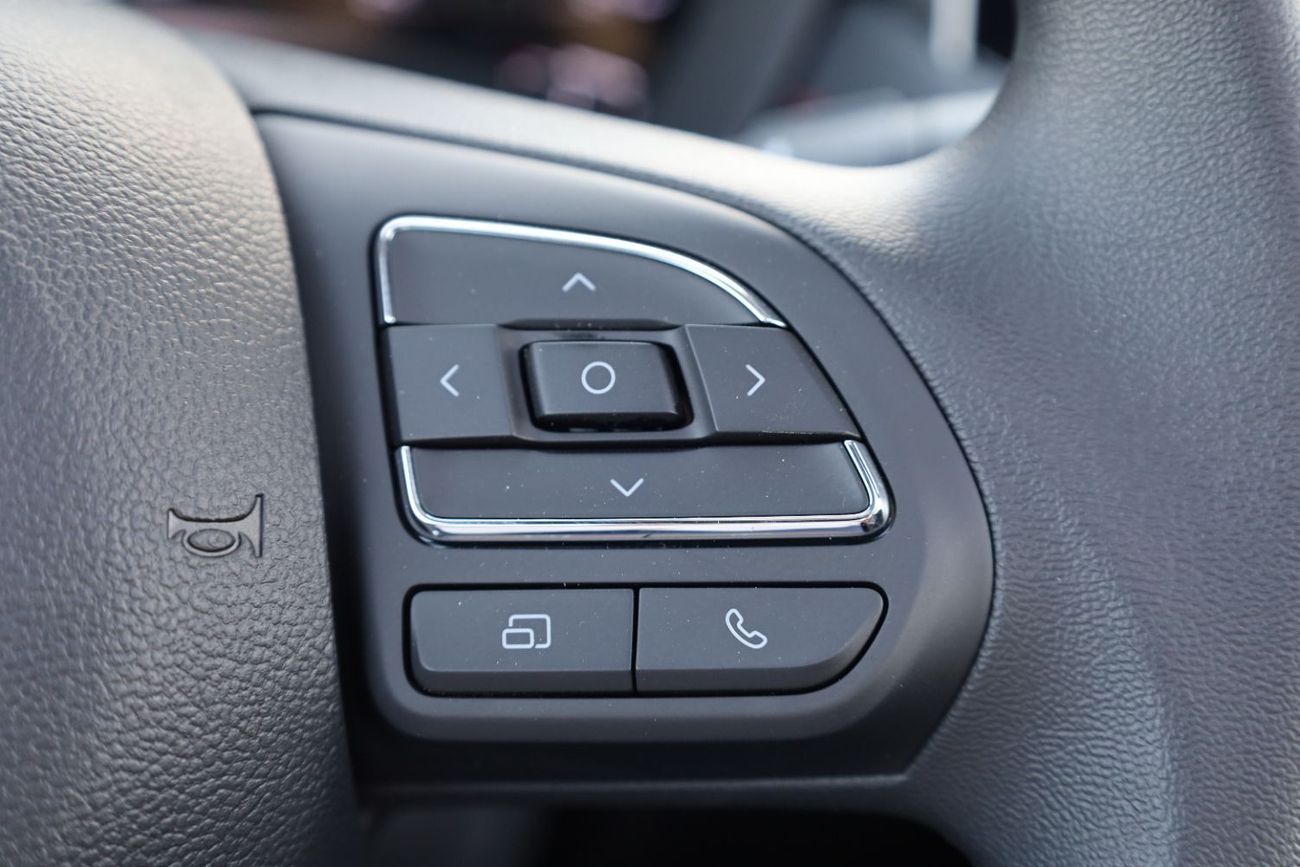 أم جي 5 MG5 1.5L LUXURY MODEL 2025