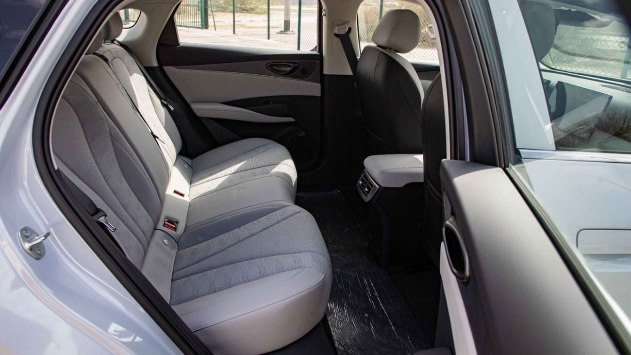 BYD Seal 06 DM-i 128KM SUPER ENJOYMENT SMART EDITION | 2025 | with 5 Years EVS Warranty
