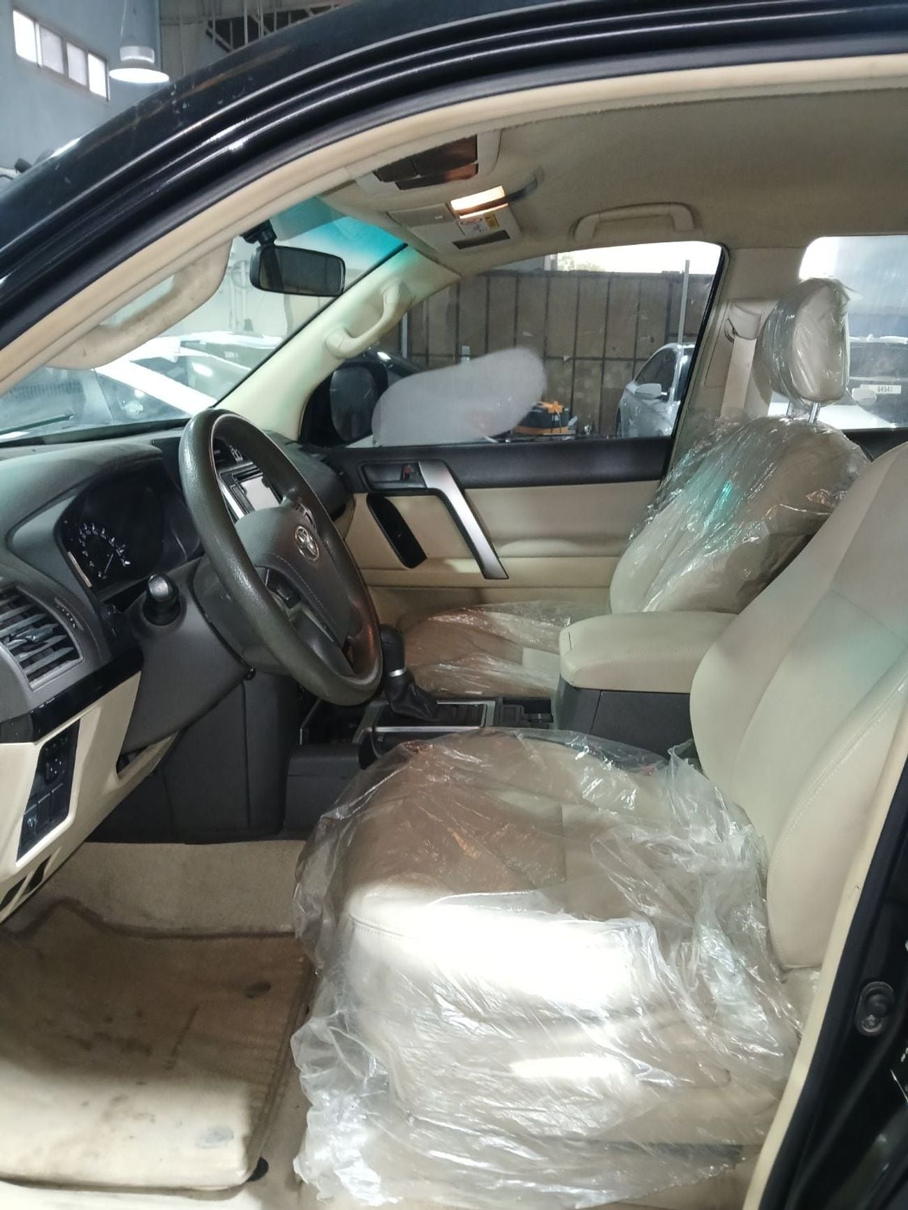Toyota Prado TX-L 2.7L v4 petrol Engine Colour Black Transmission Automatic Interior Beige Leather seats 7seats back C