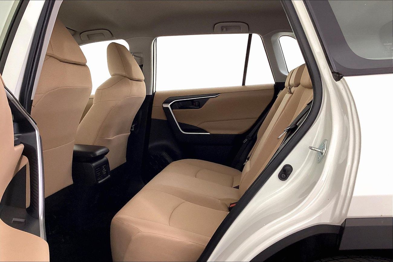 تويوتا راف ٤ EX | شامل الضمان | 0 ﺪﻔﻋﺓ ﺃﻮﻟﻯ