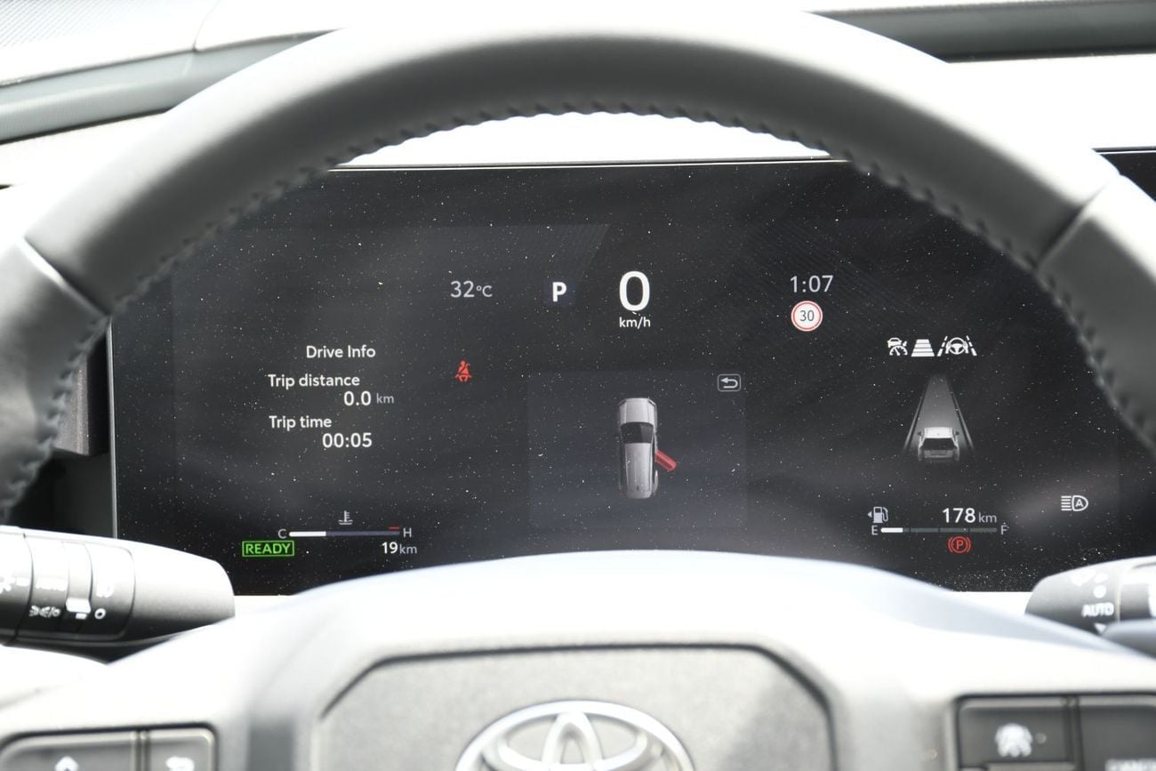 Toyota RAV4 ADVENTURE 2.5L HEV With Remote start Engine