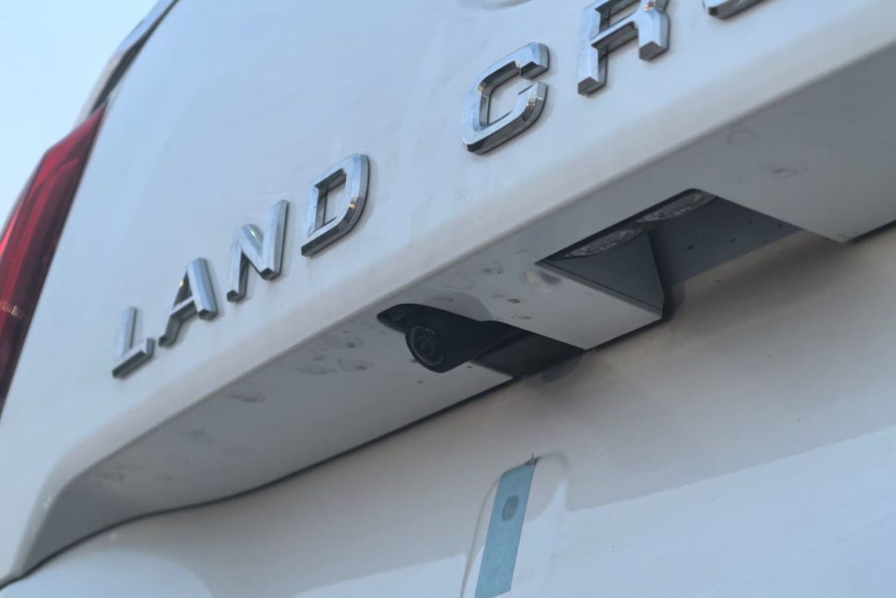 تويوتا لاند كروزر TOYOTA LAND CRUISER VXR 3.5L HYBRID 4WD JBL SPEAKERS  2026