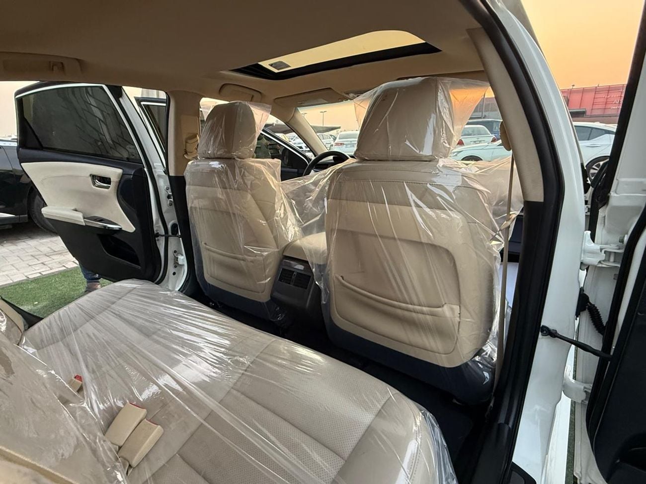 Toyota Avalon LIMITED First Owner Showroom Condition