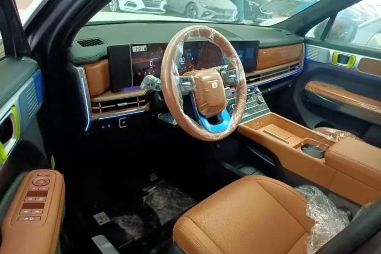 Hyundai Santa Fe 2.5L PETROL 2025 GCC