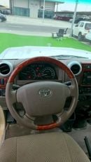 Toyota Land Cruiser 70 LC79 LX LC79 V6 4.0 PATROL 5500 KM