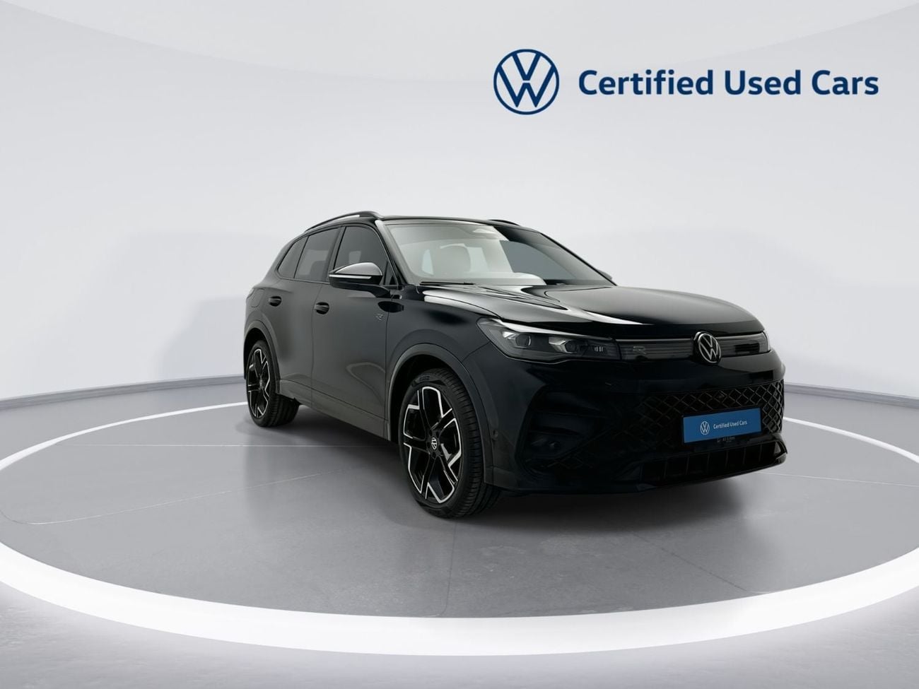 فولكس واجن تيجوان R-LINE تيجوان آر لاين 1.4 لتر | | باقة المساعدة العالية | سقف بانورامي | نظام التحكم الديناميكي بالهيكل | ش