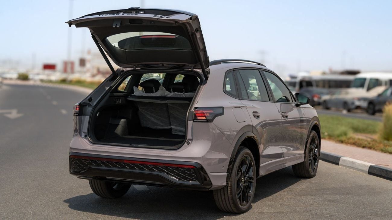 Volkswagen Tiguan 2025 | VOLKSWAGEN TIGUAN 380 TSI 4WD R-LINE INTELLIGENT PREMIUM - H.K - COOL BLACK KIT