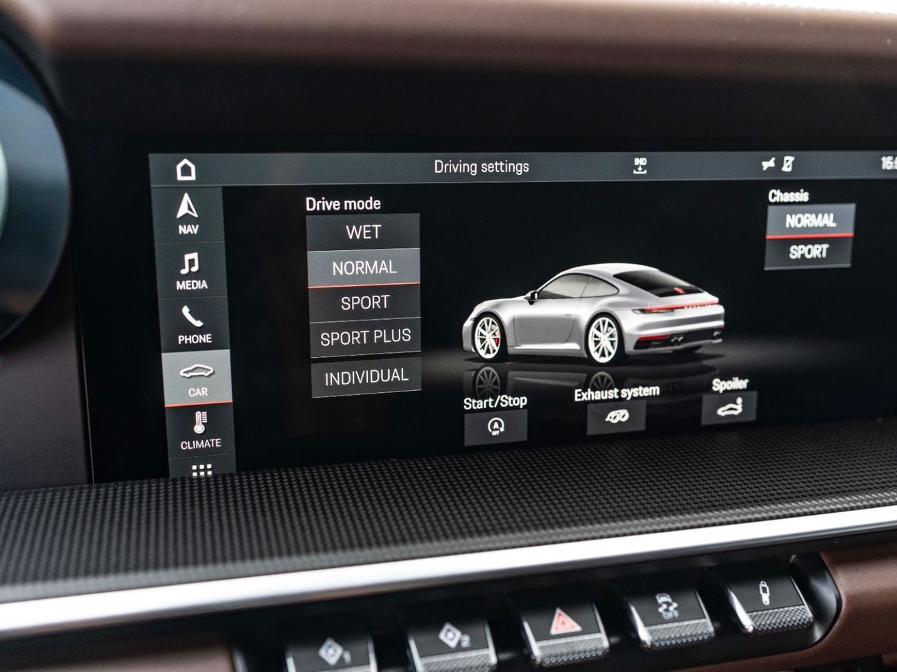 Porsche 911 Carrera 3.0L (444 HP) Coupe