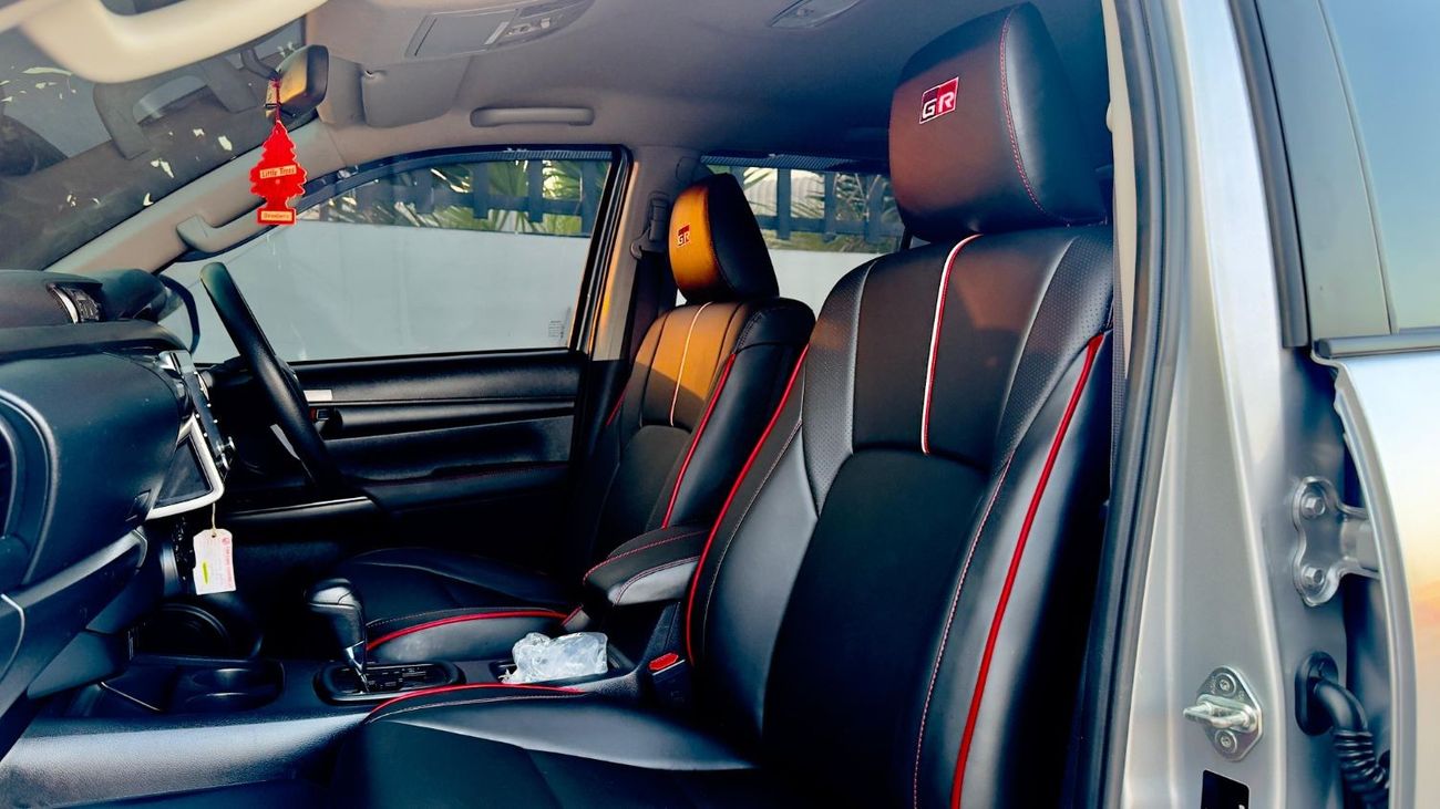 تويوتا هيلوكس -