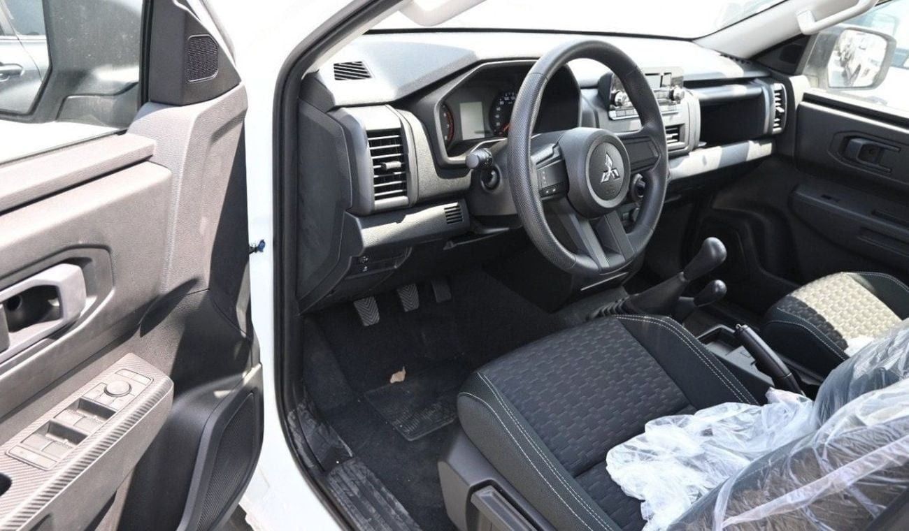 ميتسوبيشي L200 GLX Double Cab Petrol 2.4L