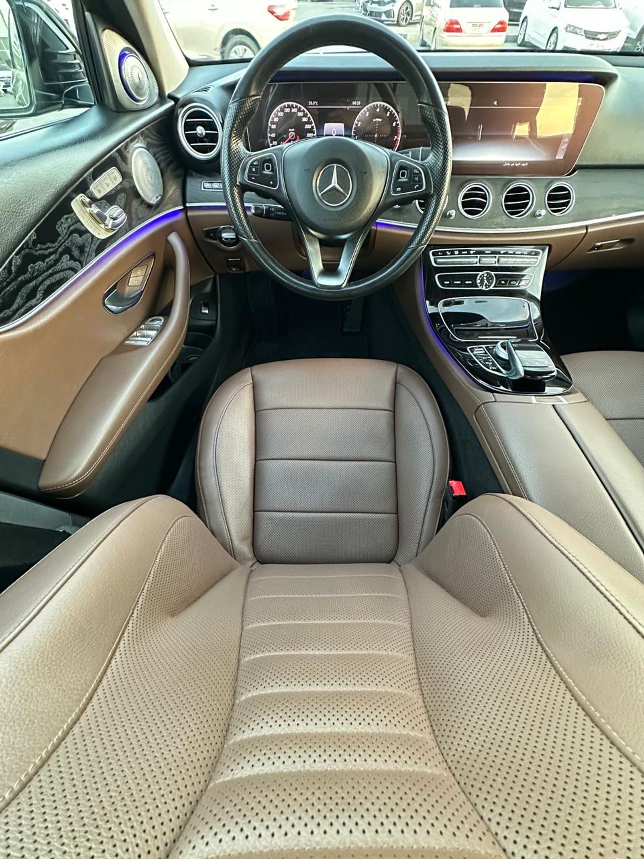 مرسيدس بنز E300 Mercedes E300