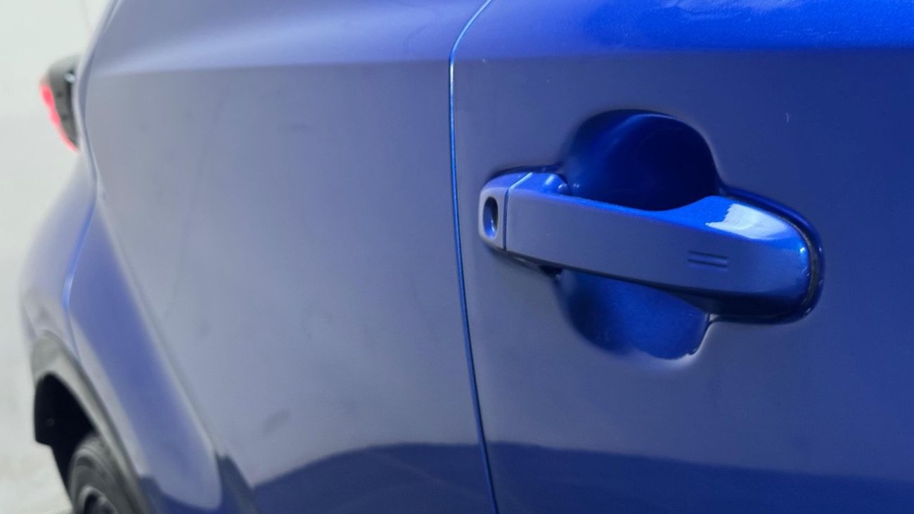 تويوتا CHR 2022 HYBRID 1.8CC PUSH START **360 CAMERA** | ALLOY RIMS | DIGITAL AC I LEATHER INTERIOR