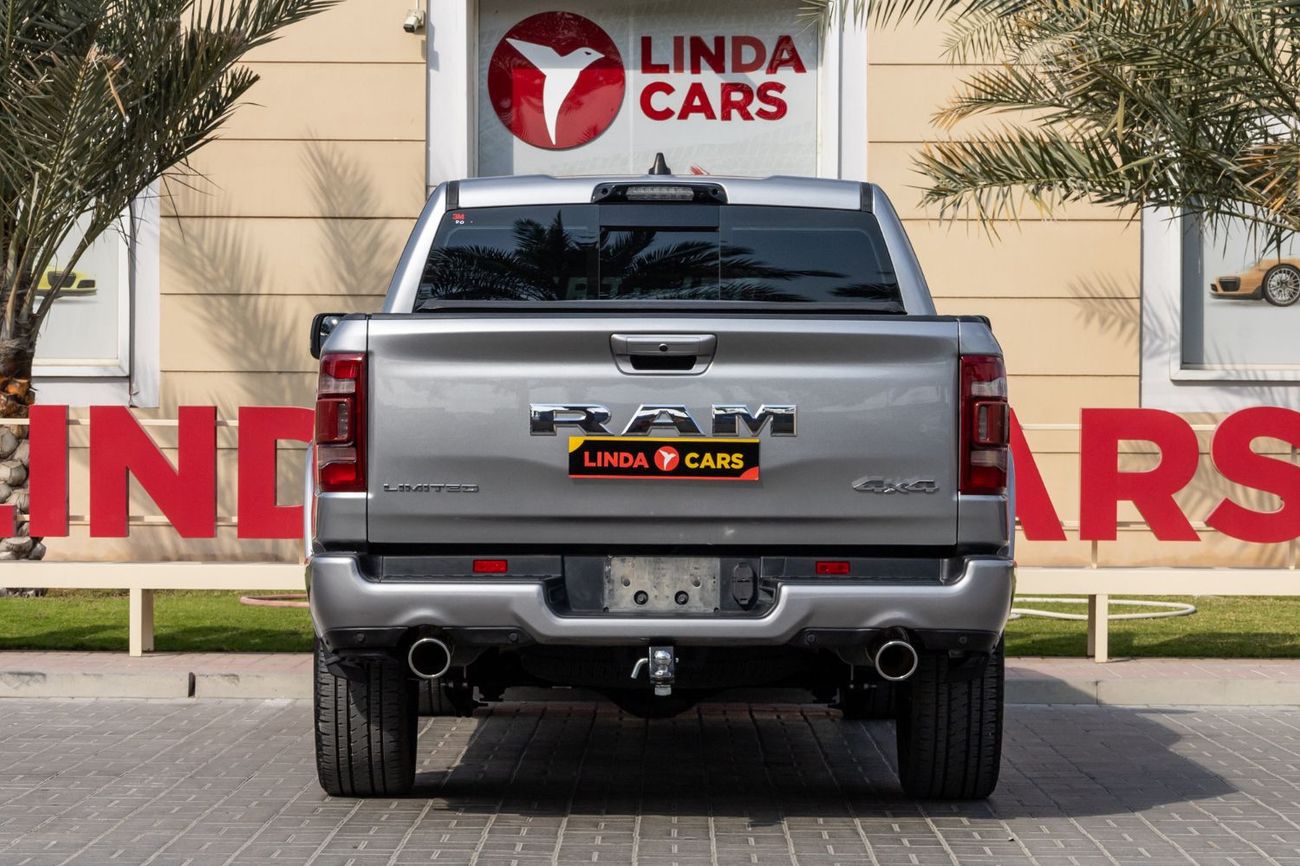 RAM 1500 Limited Crew Cab 5.7L