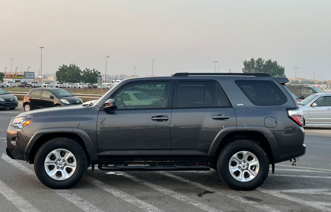 Toyota 4Runner 2015 Toyota 4Runner SR5 Premium - 4.0L V6 - 7 Leather Seats - Rear CAM - Electric Seat -