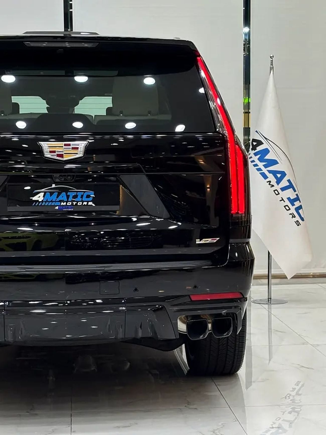 كاديلاك إسكالاد V SERIES | GCC Specs | Supercharged V8