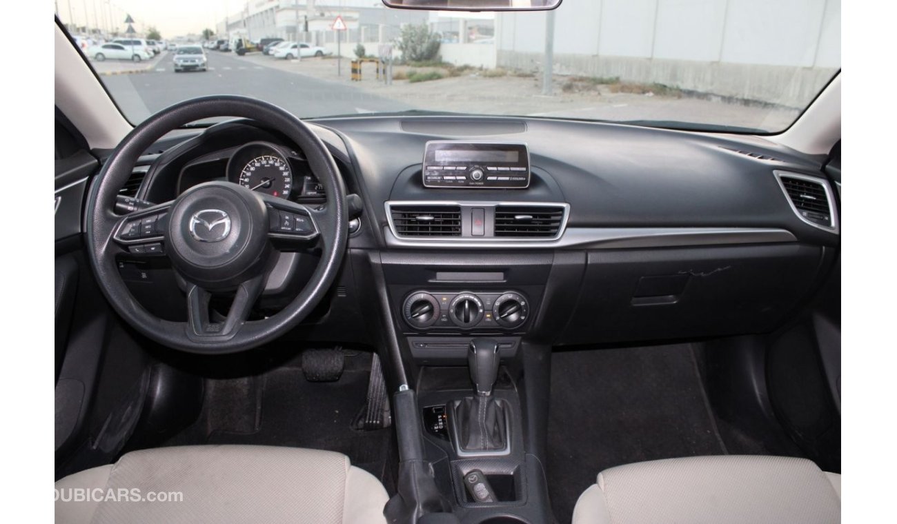 Mazda 3 Mazda 3 GCC in excellent condition without accidents, very clean from inside and outside